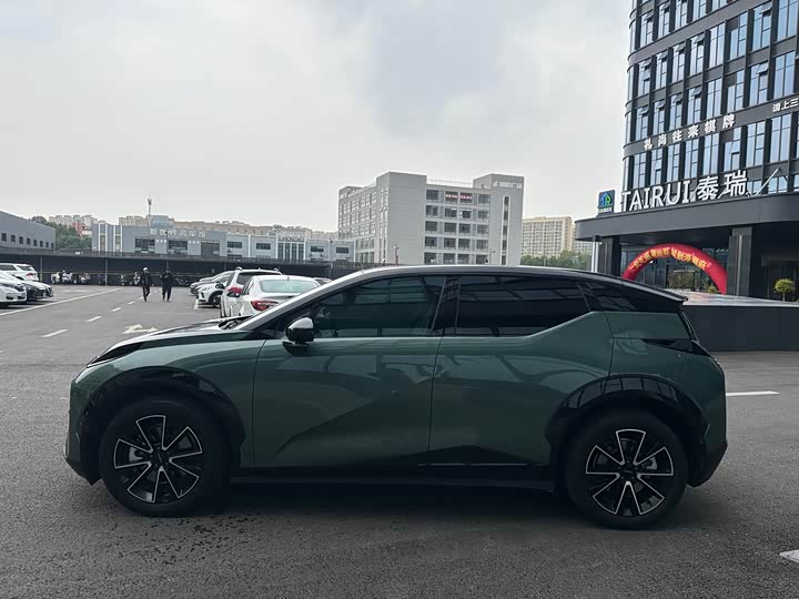 Фото 4 - Zeekr X