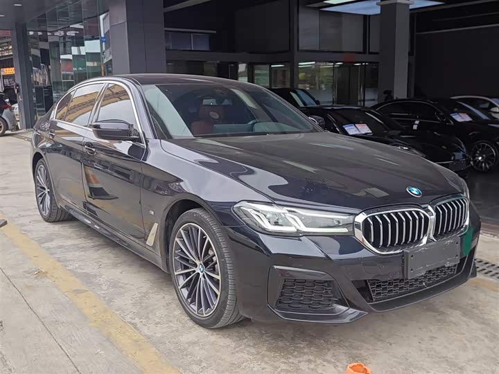 Фото 4 - BMW 5 Series