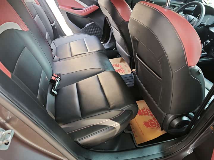 Фото 7 - MG Motor 5