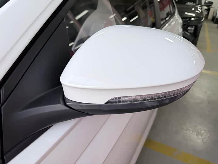 Фото 5 - Volkswagen Lavida