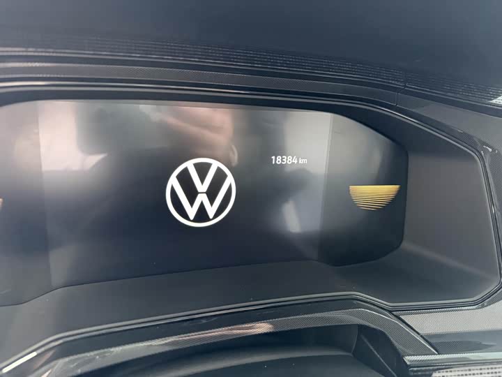 Фото 9 - Volkswagen Lavida