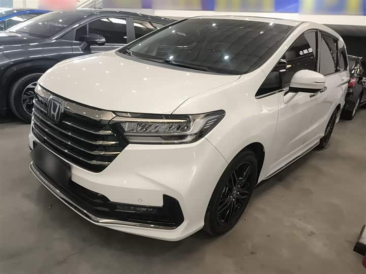 Фото 1 - Honda Odyssey