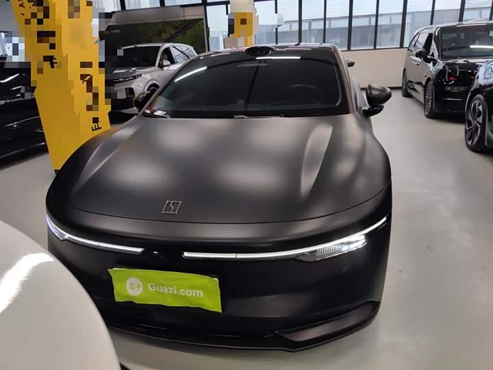 Фото 3 - Zeekr 007