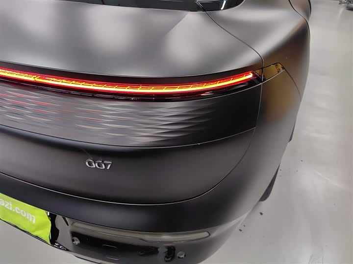 Фото 8 - Zeekr 007