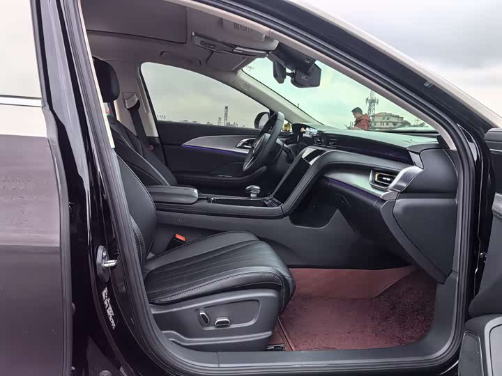 Фото 5 - Hongqi H5