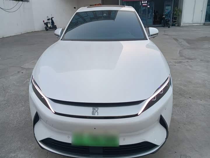 Фото 3 - BYD Han