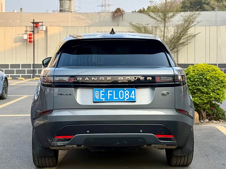 Фото 6 - Land Rover Range Rover Velar