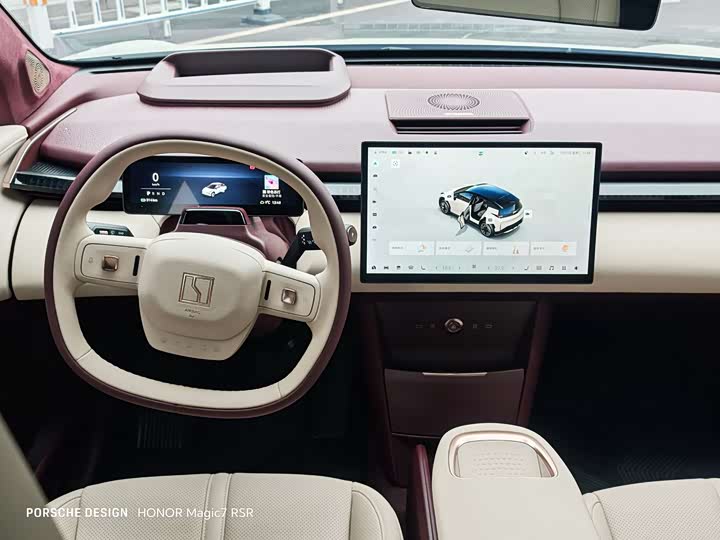 Фото 8 - Zeekr X