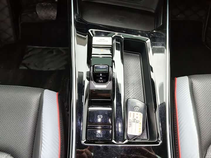 Фото 8 - Volkswagen Lamando L