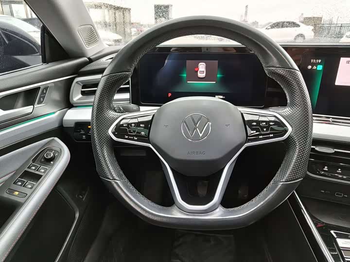 Фото 9 - Volkswagen Lamando L