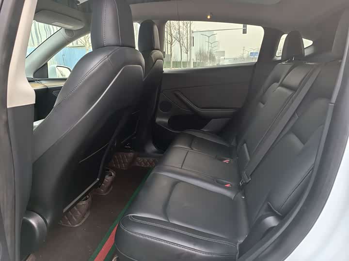 Фото 6 - Tesla Model Y