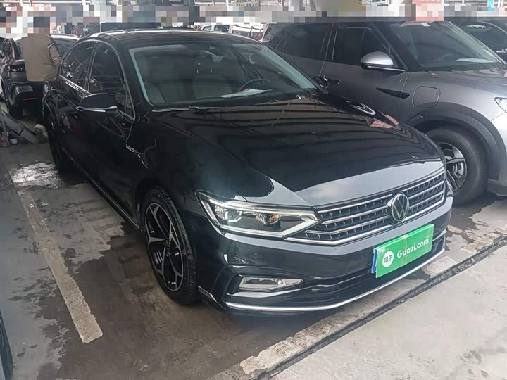 Фото 4 - Volkswagen Magotan