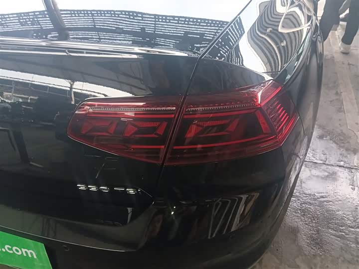 Фото 8 - Volkswagen Magotan