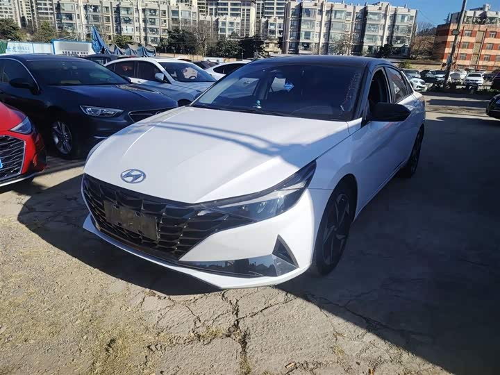 Фото 2 - Hyundai Elantra N line