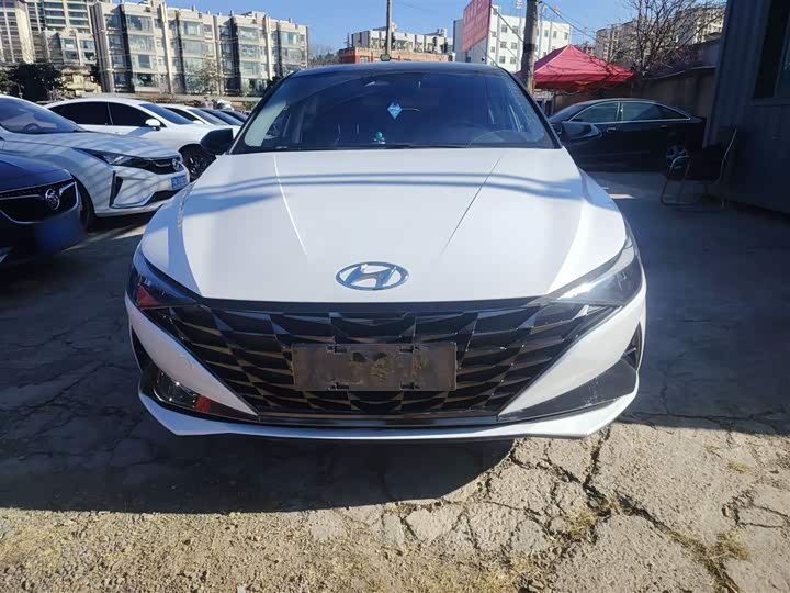 Фото 3 - Hyundai Elantra N line