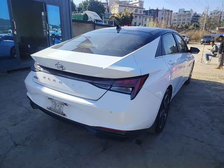 Фото 7 - Hyundai Elantra N line