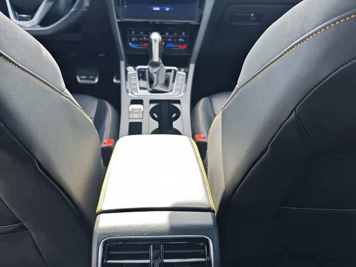 Фото 6 - Volkswagen CC