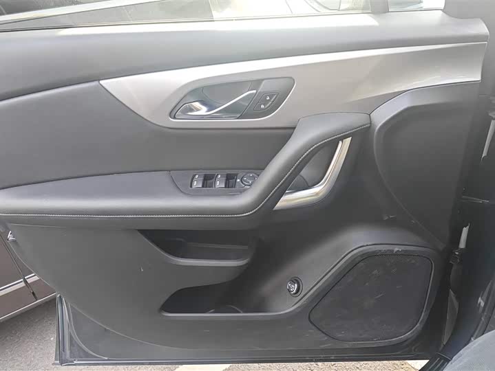 Фото 7 - Chevrolet Blazer