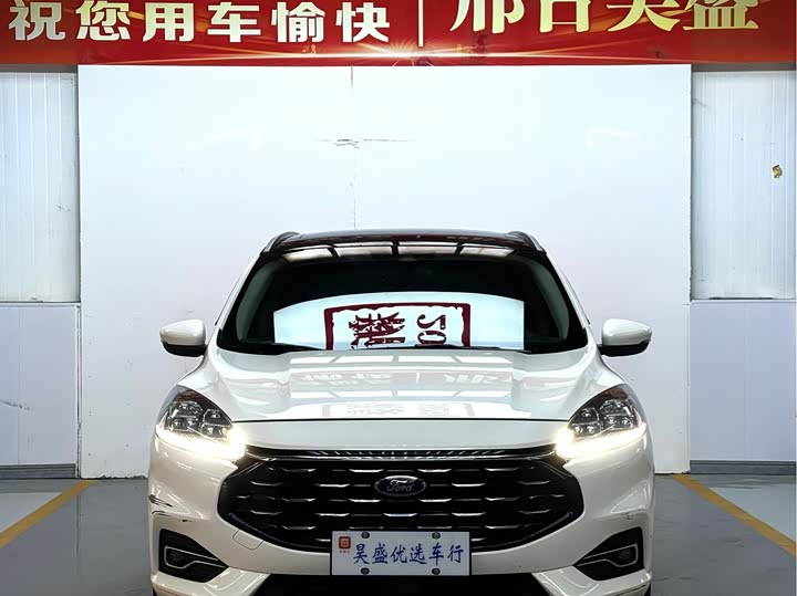 Фото 2 - Ford Escape