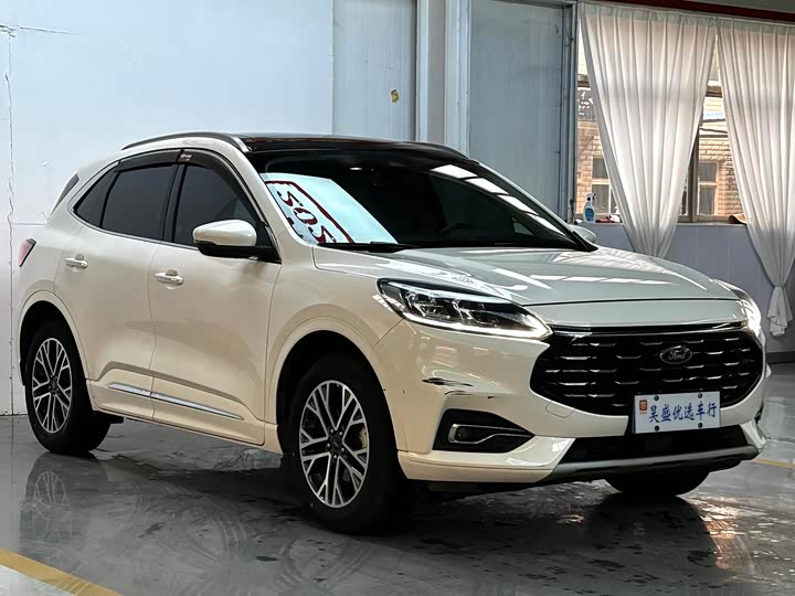 Фото 3 - Ford Escape