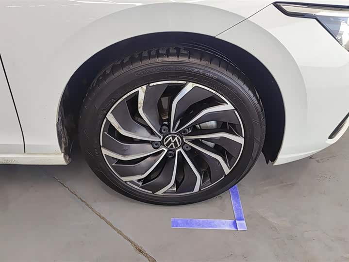 Фото 6 - Volkswagen Golf