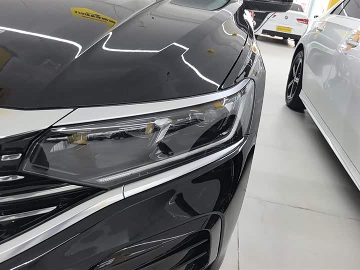 Фото 5 - Volkswagen Passat