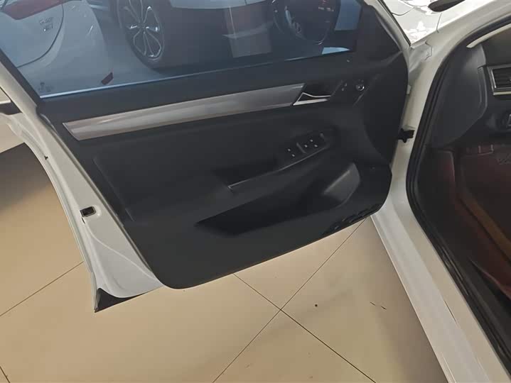 Фото 7 - Volkswagen Bora