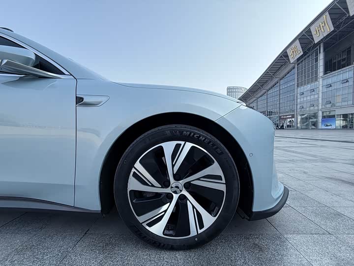 Фото 9 - Nio ET5