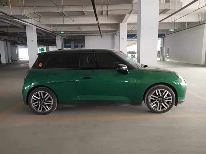 Фото 3 - Mini Cooper