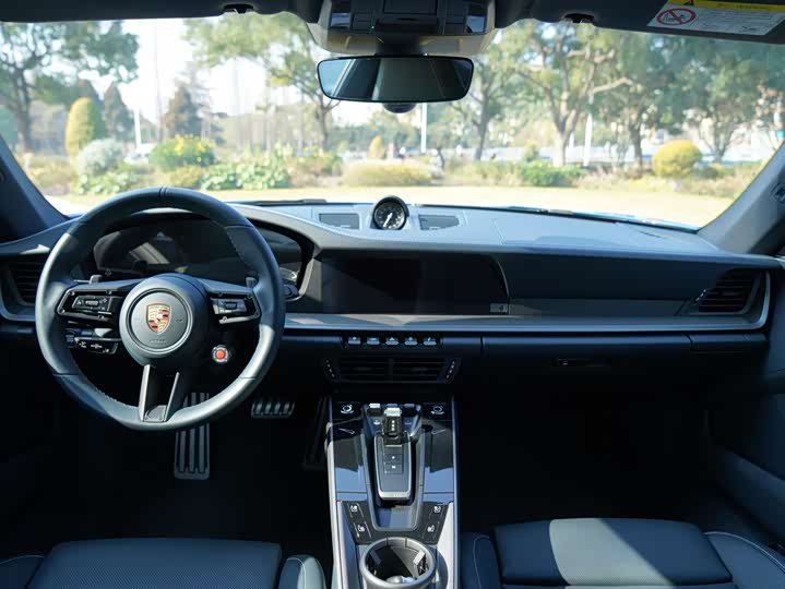 Фото 8 - Porsche 911