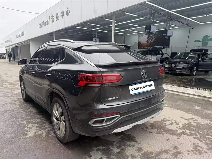 Фото 9 - Volkswagen Tayron X