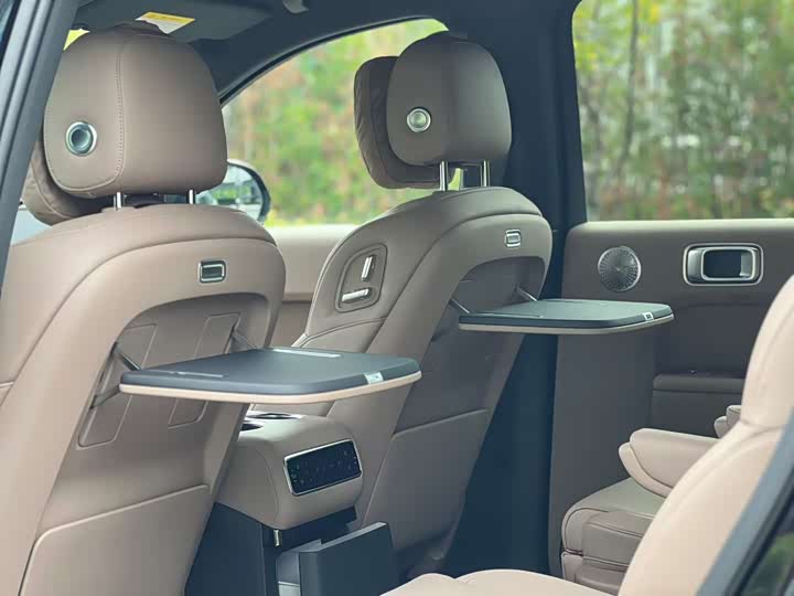 Фото 7 - LiXiang L9