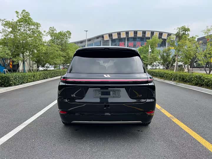 Фото 9 - LiXiang L9