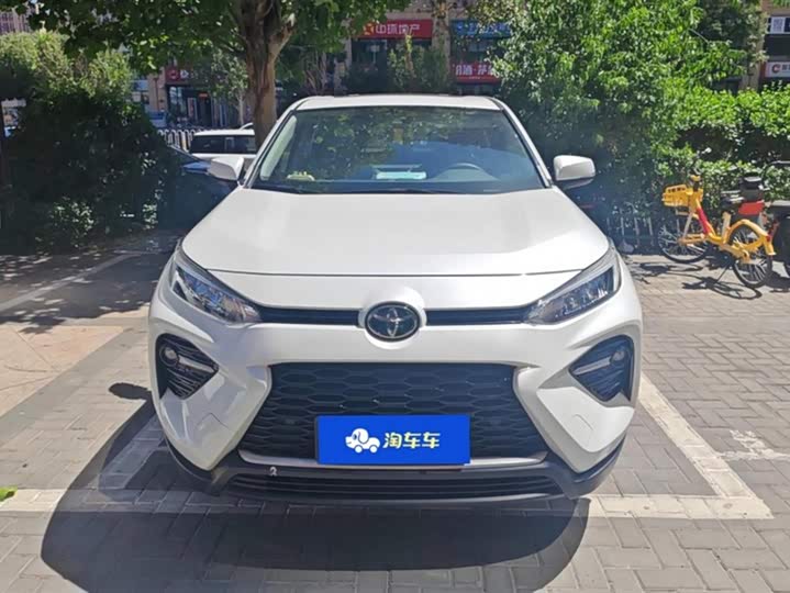 Фото 2 - Toyota Wildlander