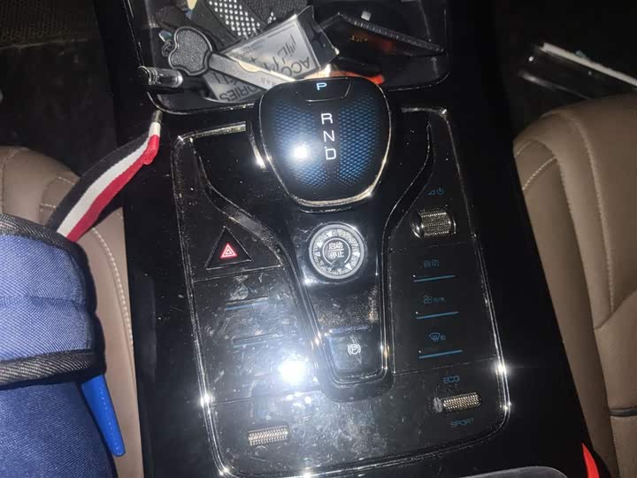 Фото 7 - BYD Han