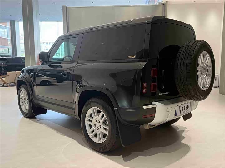 Фото 6 - Land Rover Defender