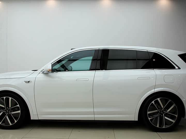 Фото 5 - LiXiang L7