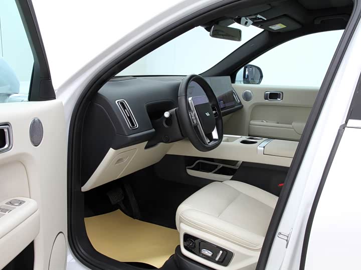 Фото 8 - LiXiang L7