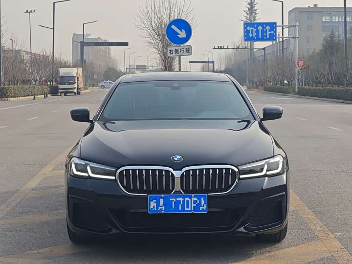 Фото 2 - BMW 5 Series