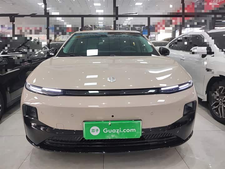 Фото 3 - Leapmotor B01