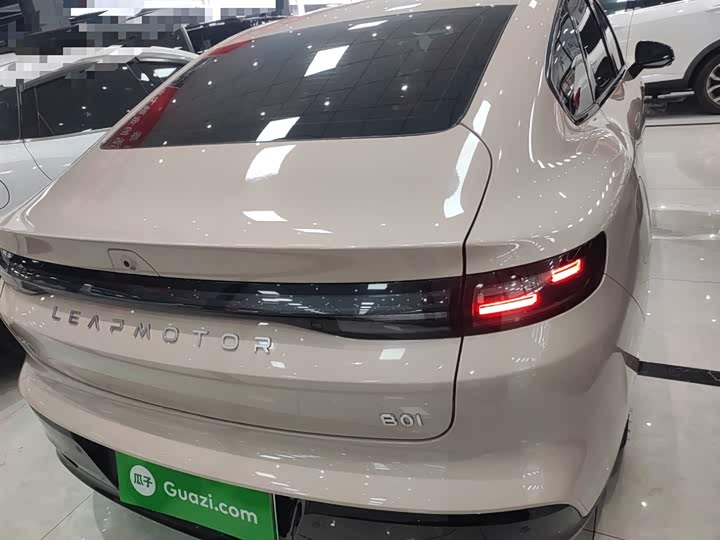 Фото 6 - Leapmotor B01