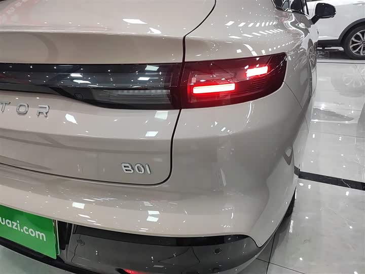 Фото 8 - Leapmotor B01