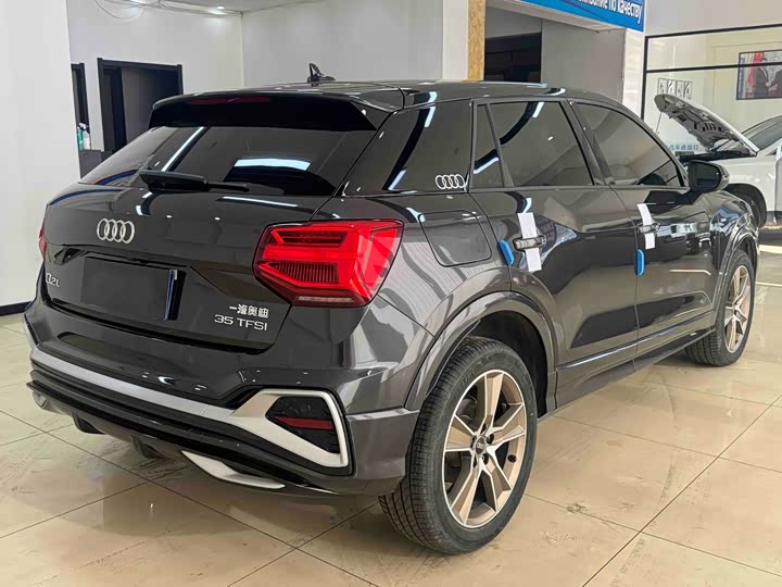 Фото 6 - Audi Q2L