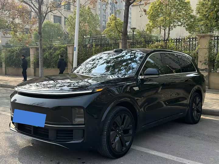 Фото 1 - LiXiang L9