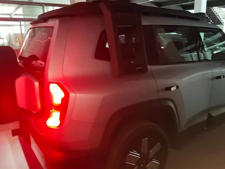 Фото 3 - Changan Deepal G318