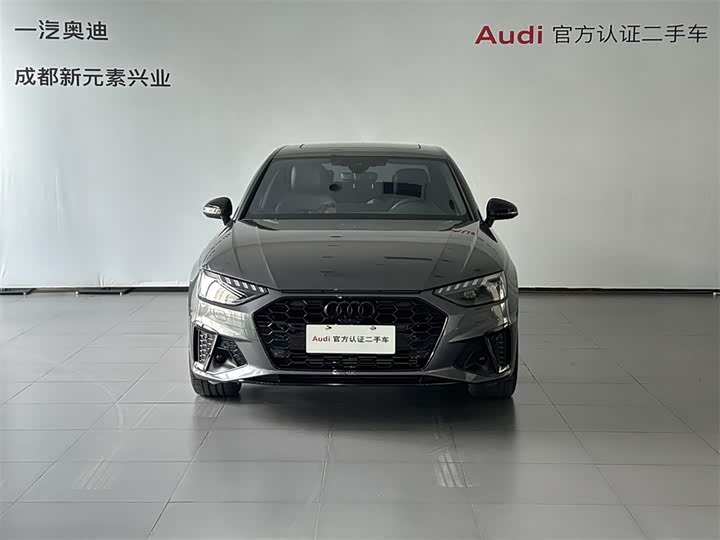 Фото 2 - Audi A4L