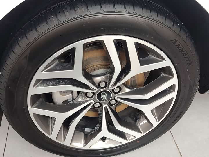 Фото 3 - Land Rover Range Rover Evoque L