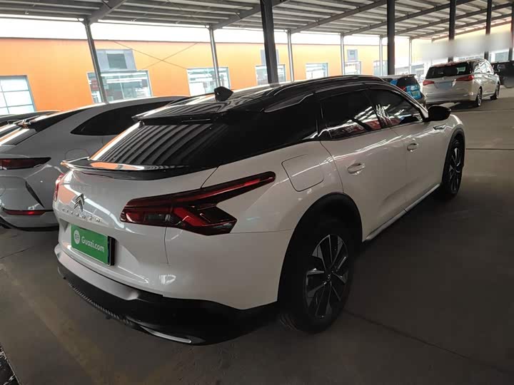 Фото 7 - Citroen C5 X