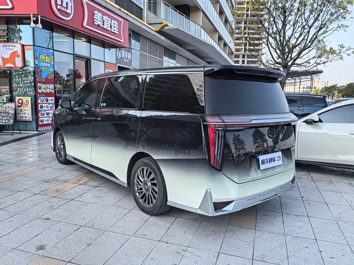 Фото 8 - GAC Trumpchi M8