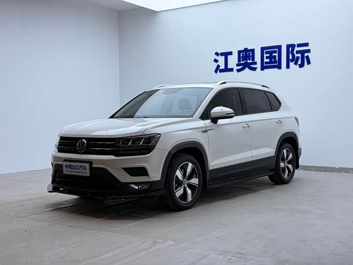 Фото 1 - Volkswagen Tharu